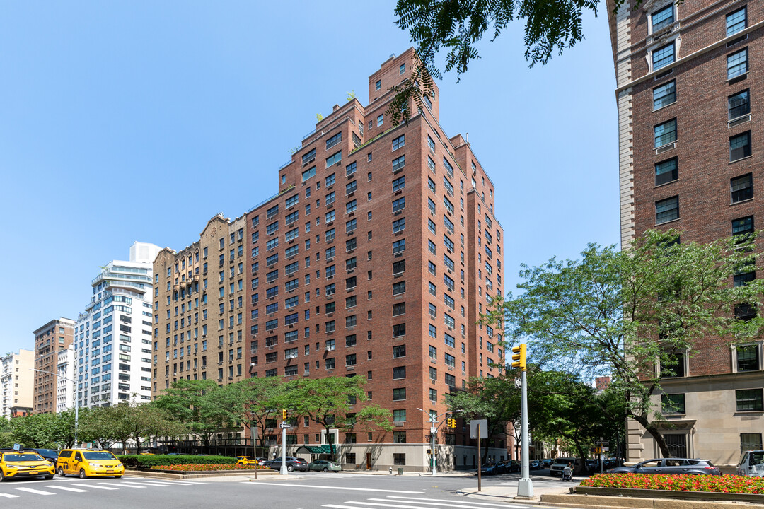 785 Park Ave in New York, NY - Foto de edificio