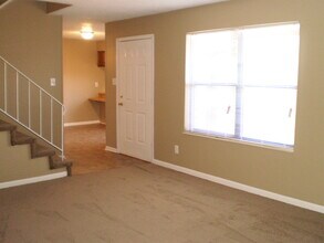 428 Cross Creek Ln in Knoxville, TN - Building Photo - Building Photo