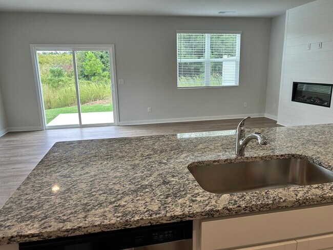 190 Founders Dr in Dawsonville, GA - Building Photo - Building Photo