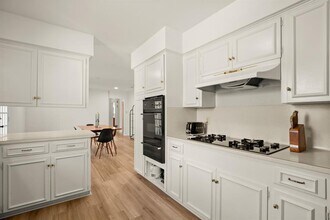 11805 Oak Trail in Austin, TX - Building Photo - Building Photo