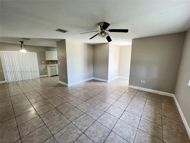 222 SW 6th Ave in Florida City, FL - Building Photo - Building Photo