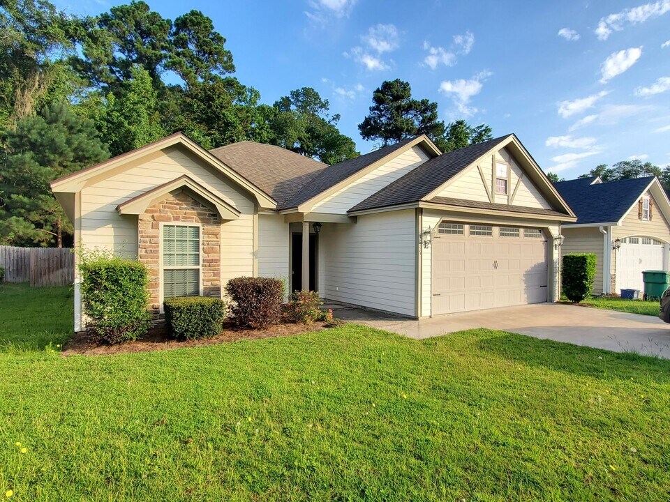 3847 Napa Dr in Valdosta, GA - Building Photo