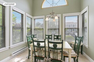50 Hubbard Ln in Southampton, NY - Building Photo - Building Photo
