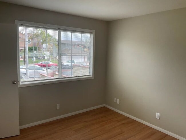 10115 S 53rd Ave in Oak Lawn, IL - Building Photo - Building Photo