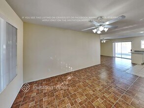 8008 W Mescal St in Peoria, AZ - Foto de edificio - Building Photo