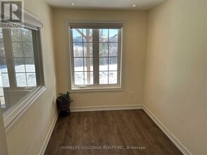 49 Roy Harper Ave in Aurora, ON - Building Photo - Building Photo