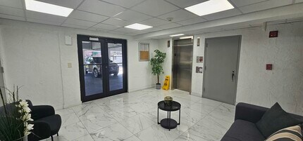 2500 SW 6th St in Miami, FL - Building Photo - Building Photo
