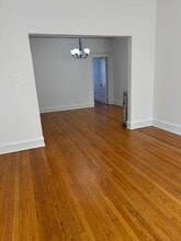 1548 W Highland Ave, Unit 2 East in Chicago, IL - Foto de edificio - Building Photo