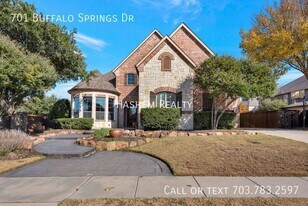 701 Buffalo Springs Dr in Prosper, TX - Building Photo