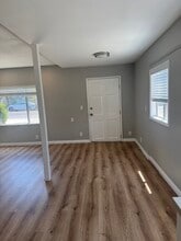 1535 Patricia Ave in Simi Valley, CA - Building Photo - Building Photo