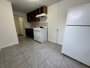 329 Bainbridge St. in Brooklyn, NY - Building Photo - Building Photo