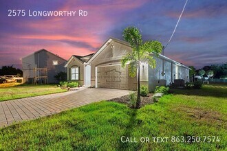 2575 Longworthy Rd in North Port, FL - Building Photo - Building Photo