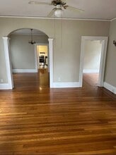 2053 College Cir N in Jacksonville, FL - Foto de edificio - Building Photo