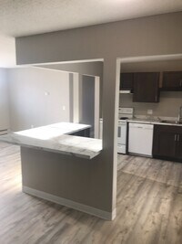 Riverfront Court photo'