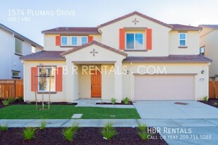 1574 Plumas Dr in Lathrop, CA - Building Photo