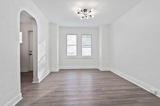 7700-7704 Stanton Ave in Pittsburgh, PA - Building Photo - Building Photo