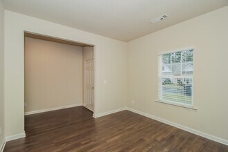 134 Innis Brk Cir in Cartersville, GA - Building Photo - Building Photo