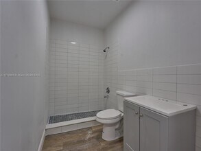 6211 NW 7th Ave in Miami, FL - Building Photo - Building Photo