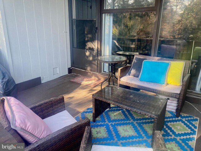 16 Runnemede Rd in New Hope, PA - Building Photo - Building Photo