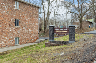 Overlook Apartments in Loveland, OH - Building Photo - Interior Photo