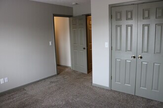Westcott Apartments in Evansville, IN - Foto de edificio - Building Photo