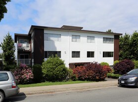 2065 W 1st Ave in Vancouver, BC - Building Photo
