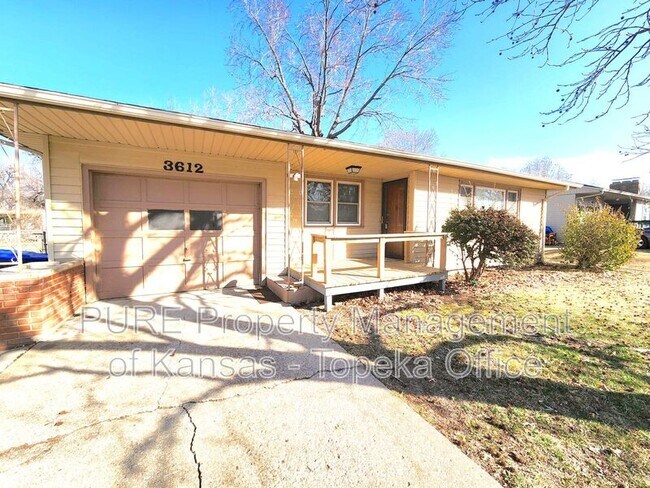 property at 3612 SW Kerry Ave