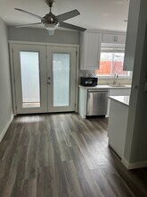 732 9th St, Unit C in Hermosa Beach, CA - Building Photo - Building Photo