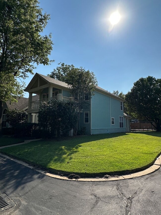 1139 Misty Isle Dr in Memphis, TN - Building Photo - Building Photo