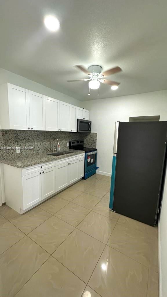 1770 NW 19th Terrace-Unit -G in Miami, FL - Foto de edificio - Building Photo