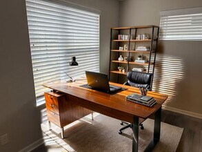 2942 W New York St in Indianapolis, IN - Building Photo - Building Photo