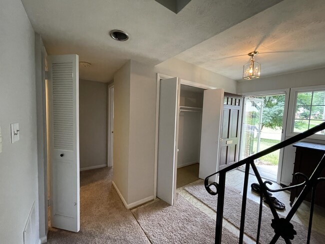 810 Loxford Terrace in Silver Spring, MD - Building Photo - Building Photo