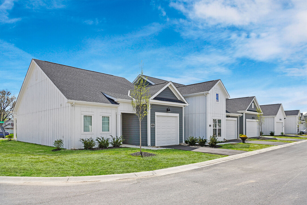 The Cove at Evans Farm in Lewis Center, OH - Building Photo