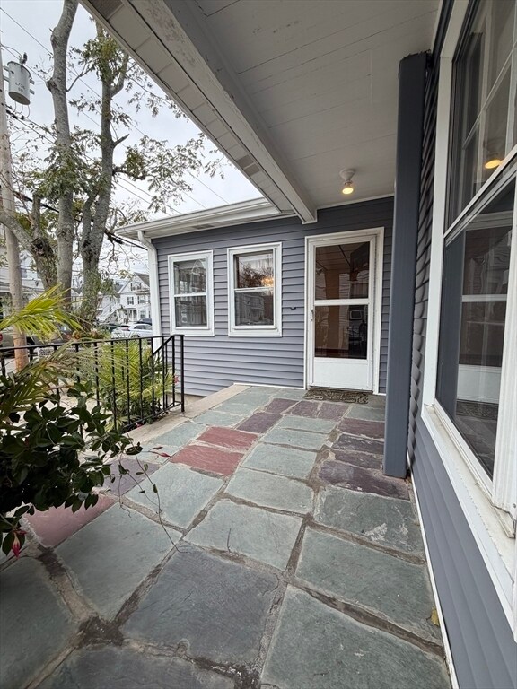 174 Adams St in Waltham, MA - Building Photo - Building Photo