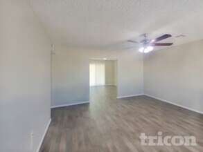 7475 W Beryl Ave in Peoria, AZ - Building Photo - Building Photo