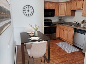 3401 S Oxford Valley Rd in Levittown, PA - Building Photo - Building Photo