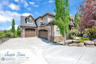 567 E Greystone Dr in Farmington, UT - Building Photo - Building Photo