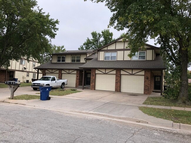 8713 W Thurman St, Unit 4