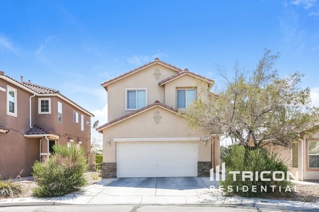9537 Crown Pines Ct