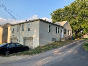 5834 Lyndale Ave S, Unit 5834 Lyndale in Minneapolis, MN - Foto de edificio - Building Photo