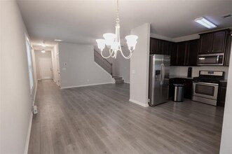 4727 Beacon Ridge Ln in Flowery Branch, GA - Building Photo - Building Photo