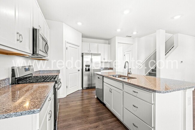 property at 5778 Aleppo Ln