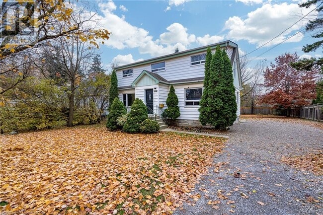 2657 Binbrook Rd in Hamilton, ON - Building Photo - Building Photo