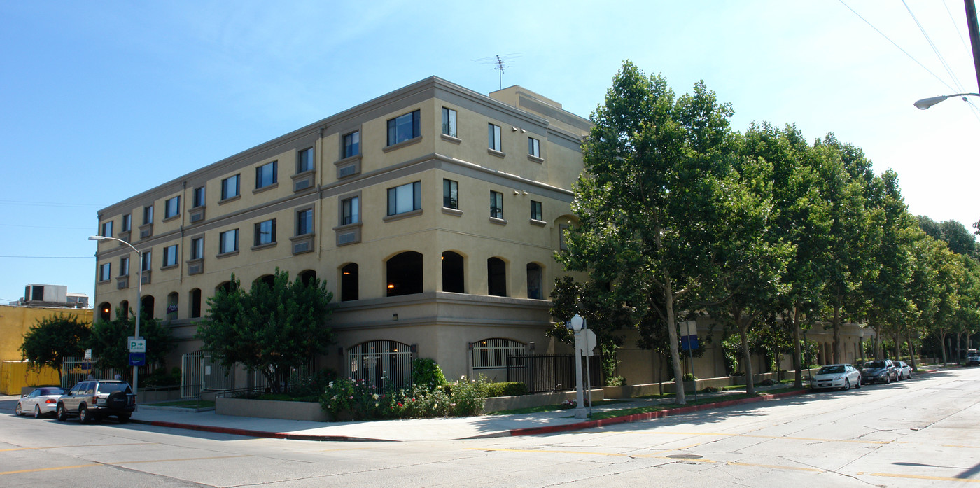 Sherman Oaks Senior Housing in Sherman Oaks, CA - Building Photo