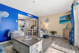 8 Duston Ave in Hampton, NH - Building Photo - Building Photo