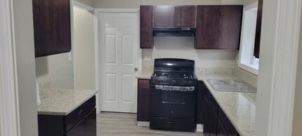85 Winslow St in Park Forest, IL - Building Photo - Building Photo