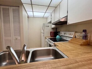 3221 S Beneva Rd in Sarasota, FL - Building Photo - Building Photo