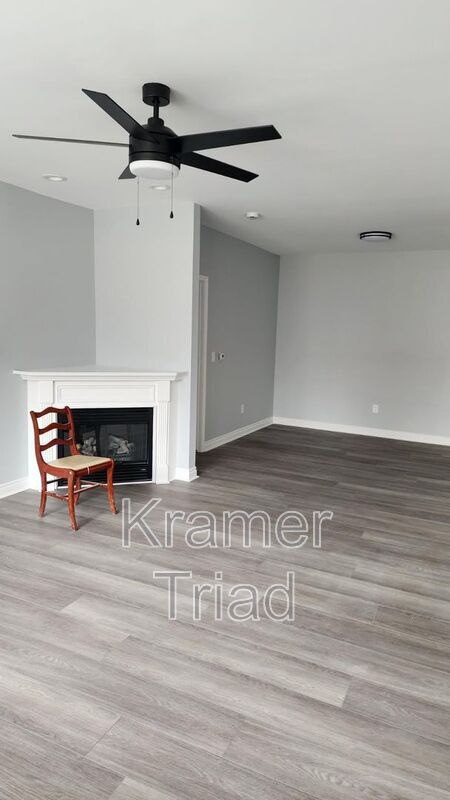 16105 Chesapeake Cir in Commerce Township, MI - Building Photo - Building Photo