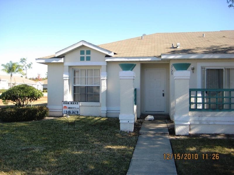 3125 Sandy Shore Ln in Kissimmee, FL - Building Photo