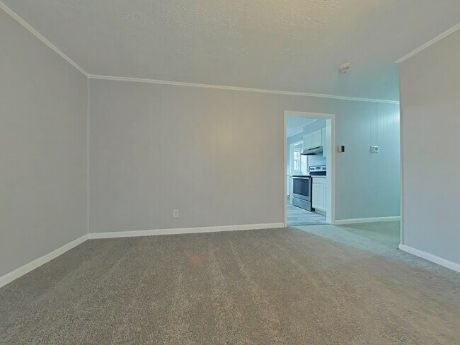 6841 Radial Dr in Fayetteville, NC - Building Photo - Building Photo